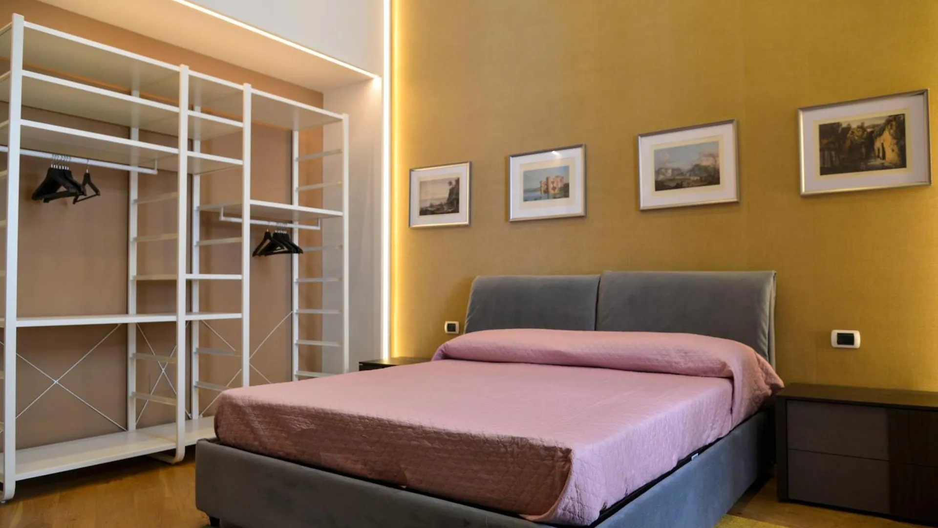 Apartment Parlami Di Napoli - Appartamento Italy